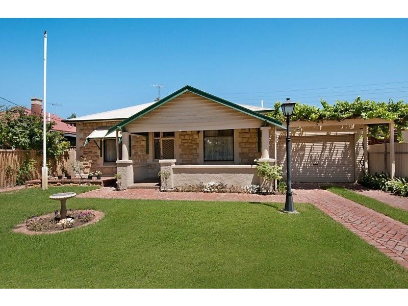 29 Gloucester Street, Largs Bay SA 5016