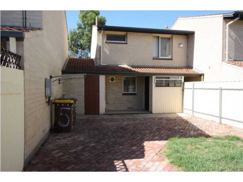 5 Curlew Court, Semaphore Park SA 5019