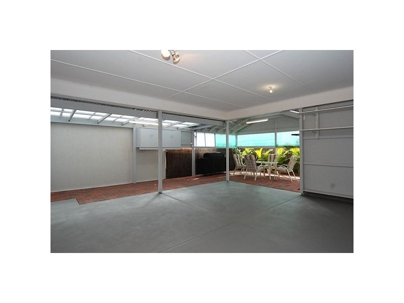 16 One and All Drive, North Haven SA 5018