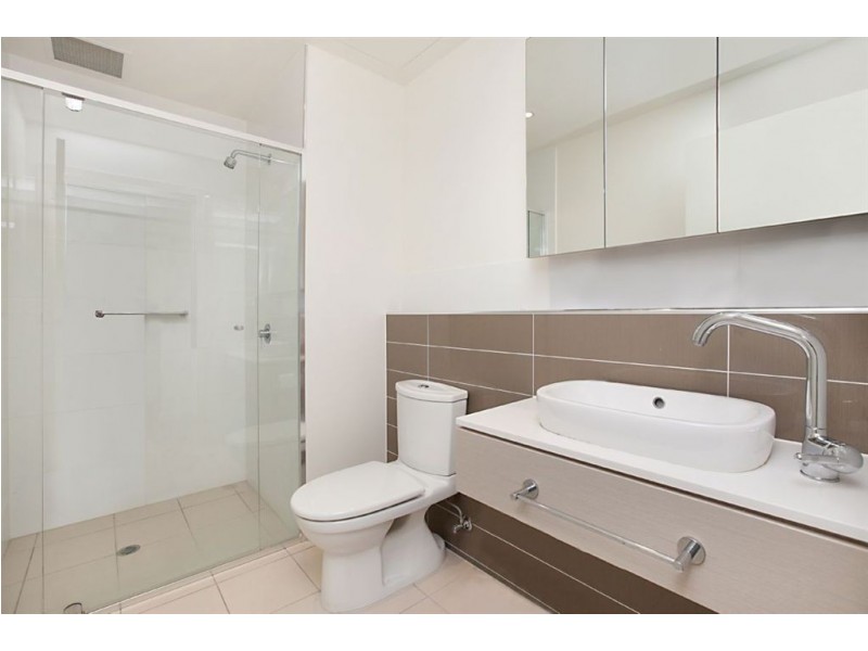 6 Karka Cove, New Port SA 5015