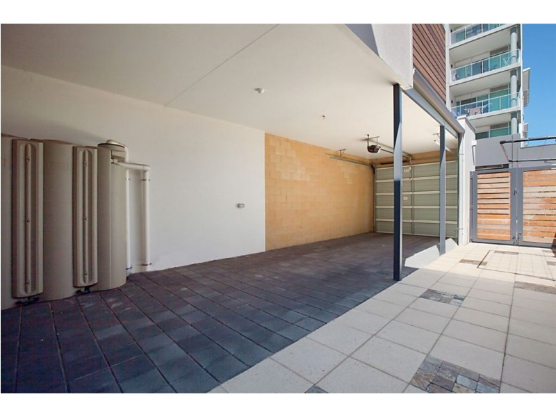 6 Karka Cove, New Port SA 5015