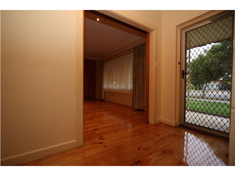 5 Nikola Road, Largs North SA 5016