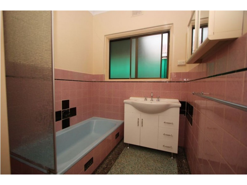 5 Nikola Road, Largs North SA 5016