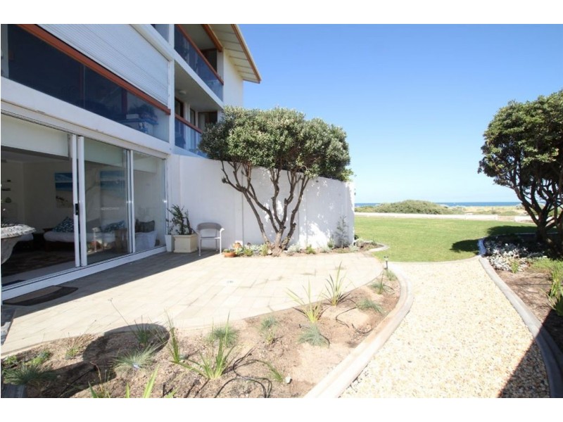 6/1 Amarina Court, Semaphore Park SA 5019