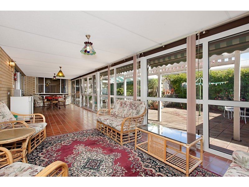 2 Cooba Way, West Lakes SA 5021