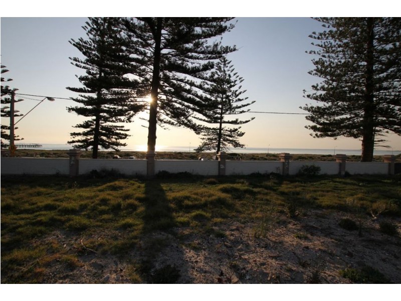 213 Lady Gowrie Drive, Largs Bay SA 5016