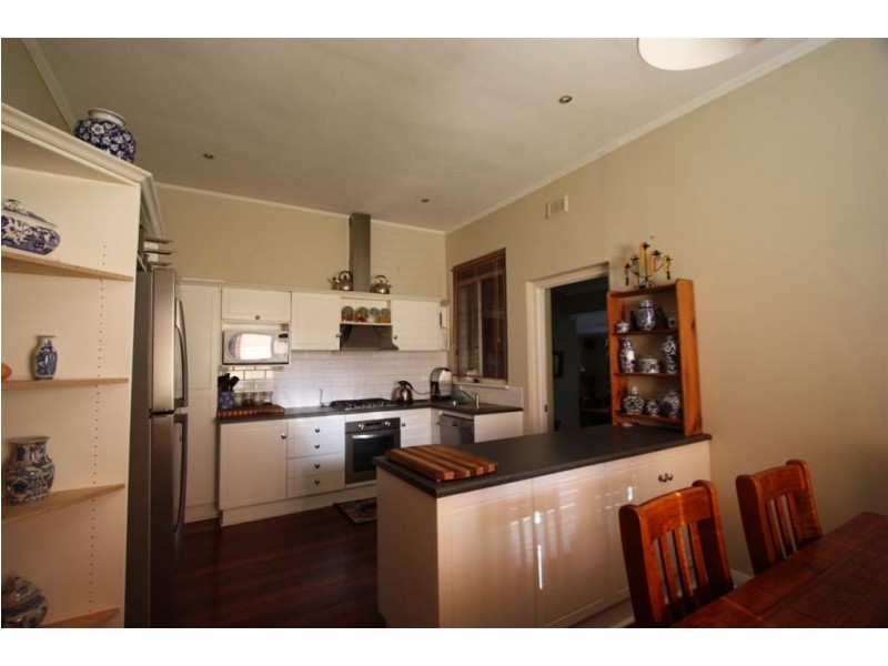 16 Warwick Street, Largs North SA 5016