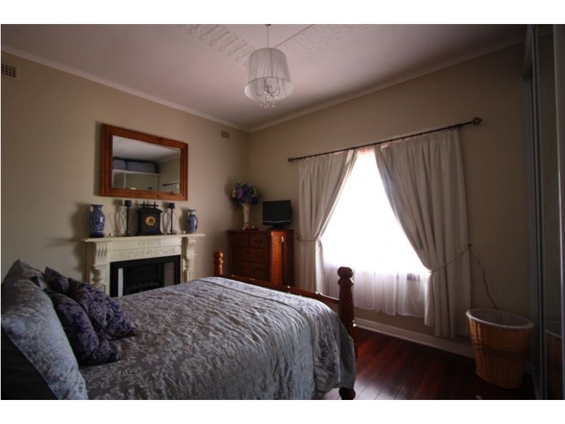 16 Warwick Street, Largs North SA 5016