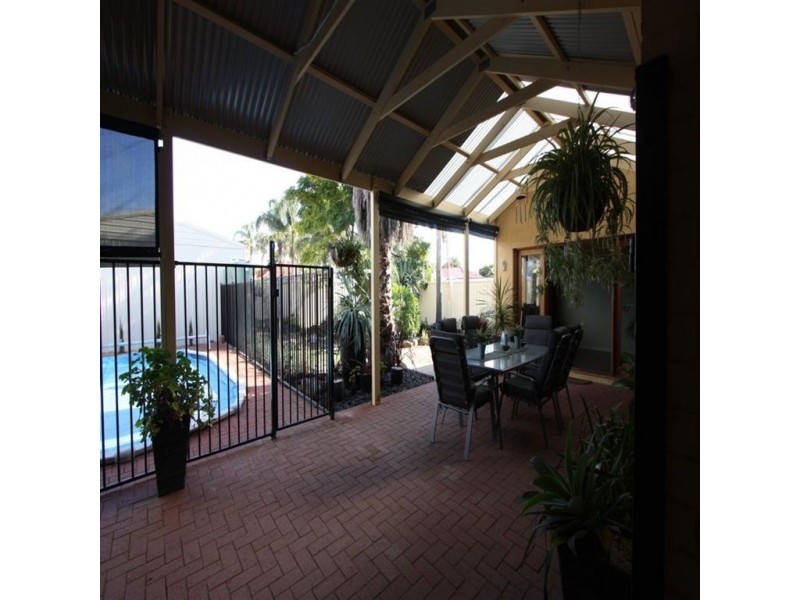 16 Warwick Street, Largs North SA 5016