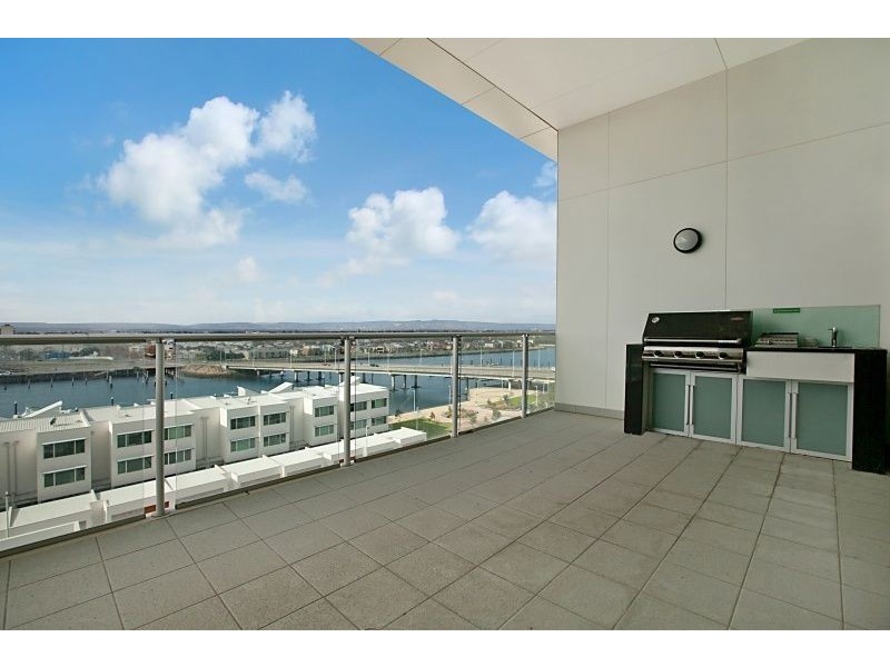 711/1-2 Tarni Court, New Port SA 5015