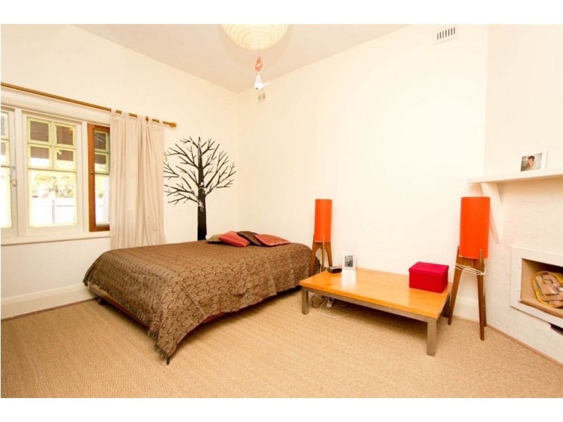 11A Windsor Street, Largs Bay SA 5016