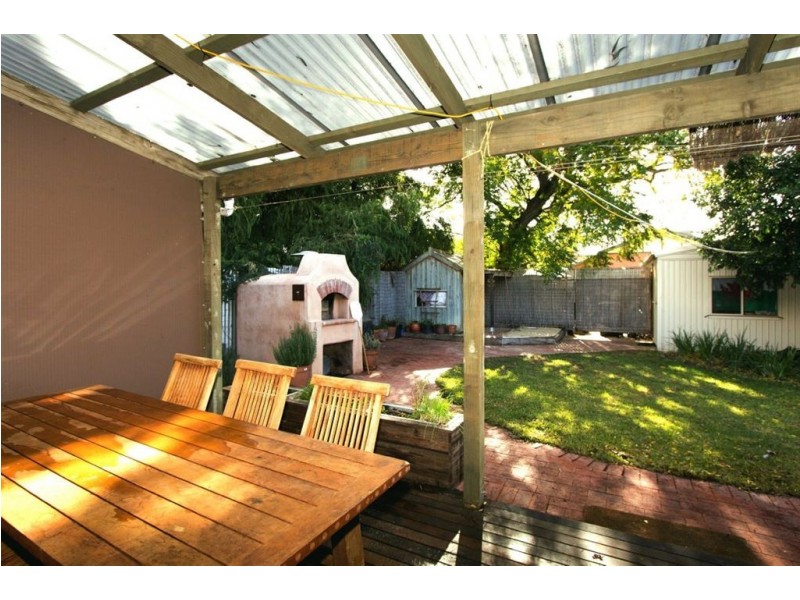 11A Windsor Street, Largs Bay SA 5016