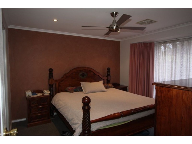 2 Kingscote Street, Alberton SA 5014