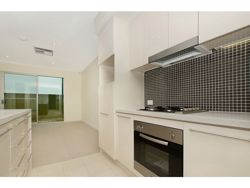 18 Karka Cove, New Port SA 5015