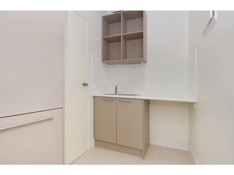 18 Karka Cove, New Port SA 5015