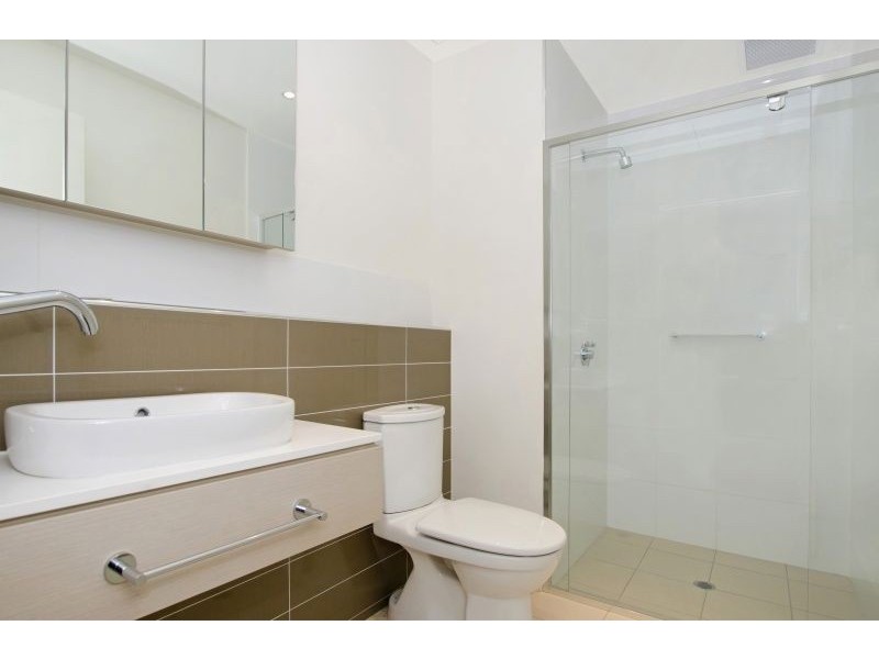 18 Karka Cove, New Port SA 5015