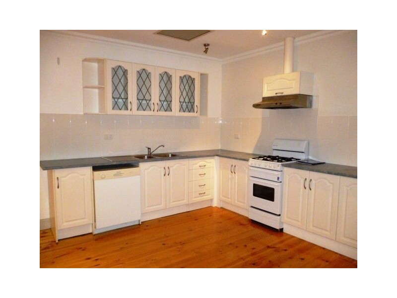 13 Leadenhall Street, Port Adelaide SA 5015