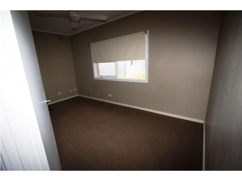 5 Wald Avenue, Semaphore South SA 5019