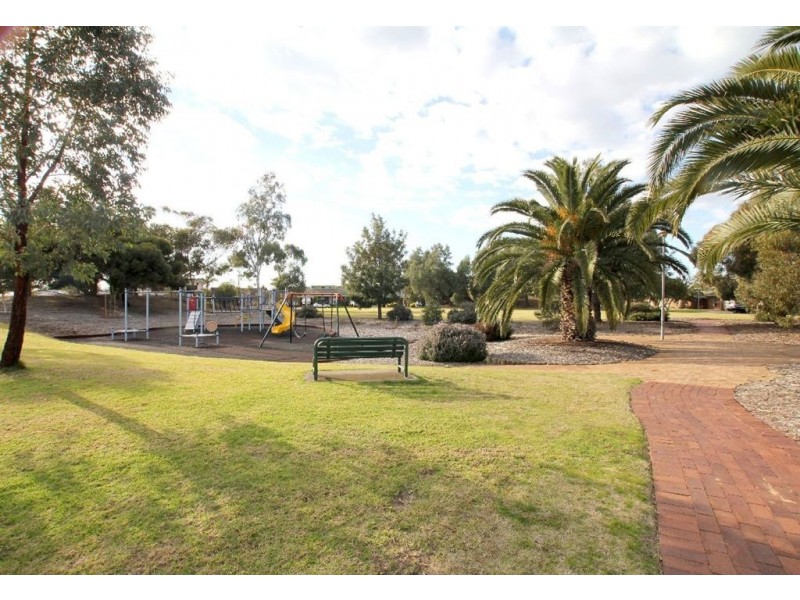 5 Frome Crescent, West Lakes SA 5021