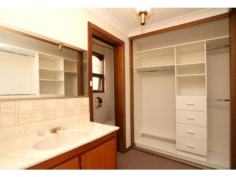 5 Frome Crescent, West Lakes SA 5021