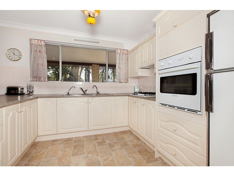 2 Cooba Way, West Lakes SA 5021