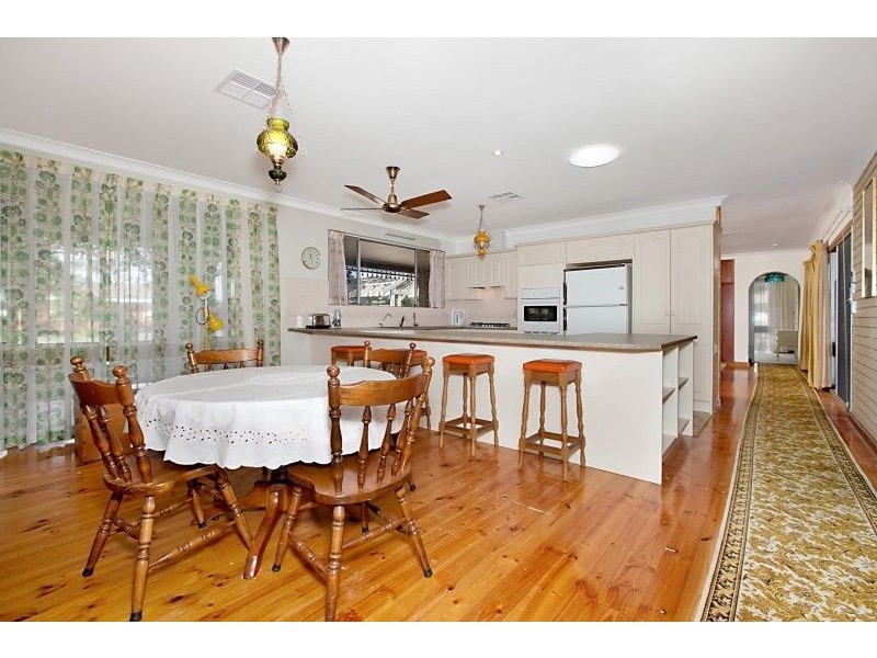 2 Cooba Way, West Lakes SA 5021