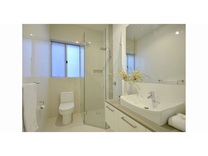 18 Seaview Road, Tennyson SA 5022