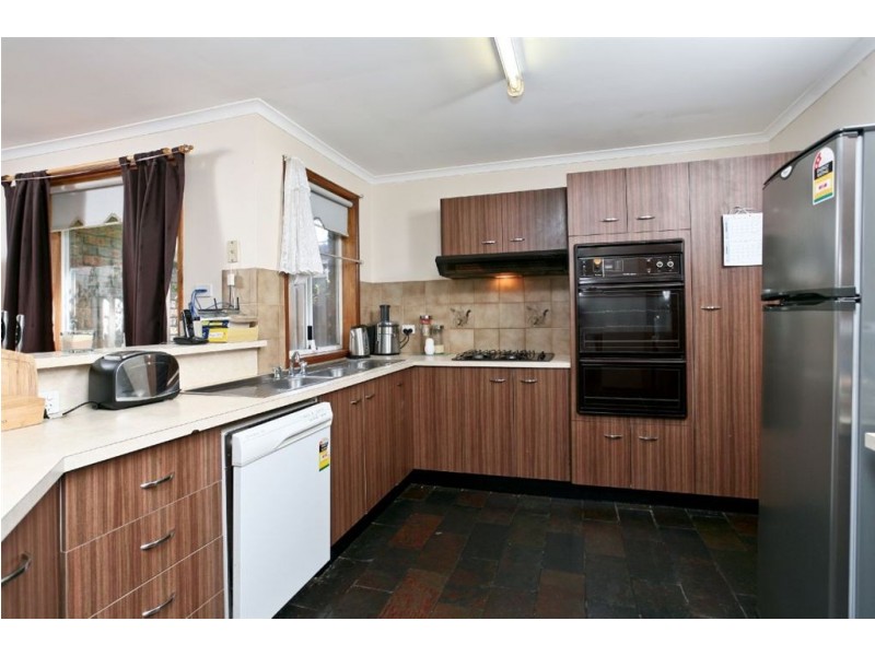 18 Reynolds Drive, Paralowie SA 5108
