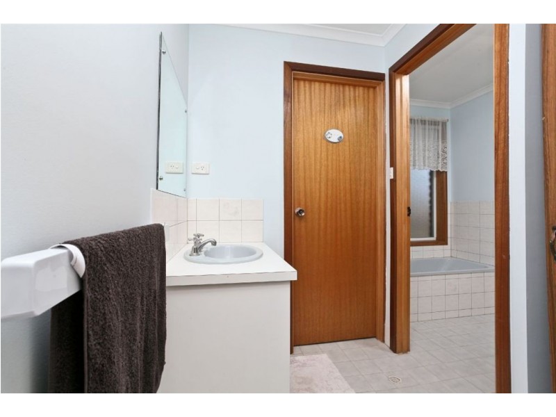 18 Reynolds Drive, Paralowie SA 5108