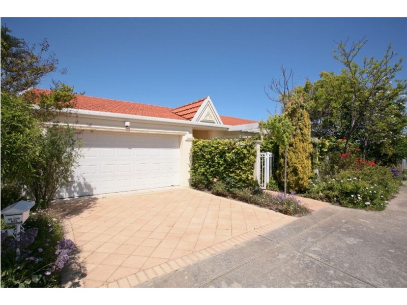 24 Newcombe Avenue, West Lakes Shore SA 5020