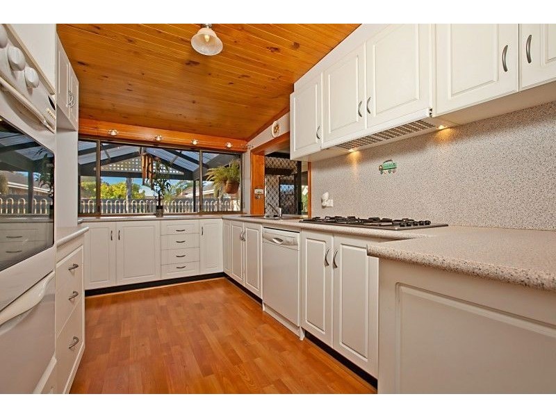9 Moldavia Walk, Osborne SA 5017