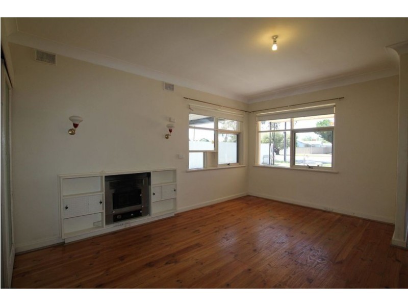 461 Victoria Road, Taperoo SA 5017