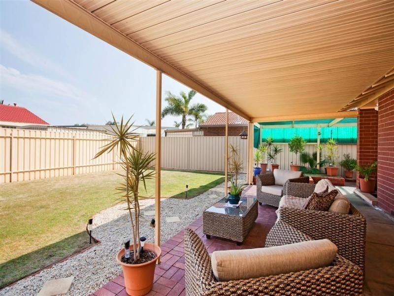 35 Tucker Crescent, North Haven SA 5018