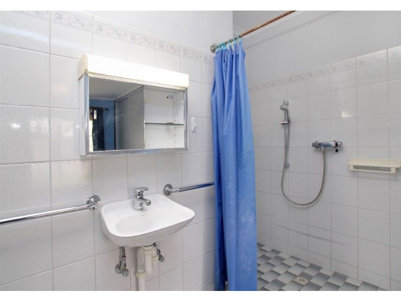 14 Manitoba Way, West Lakes SA 5021