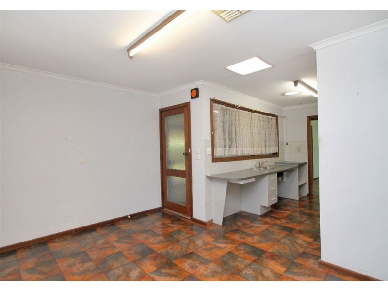 14 Manitoba Way, West Lakes SA 5021