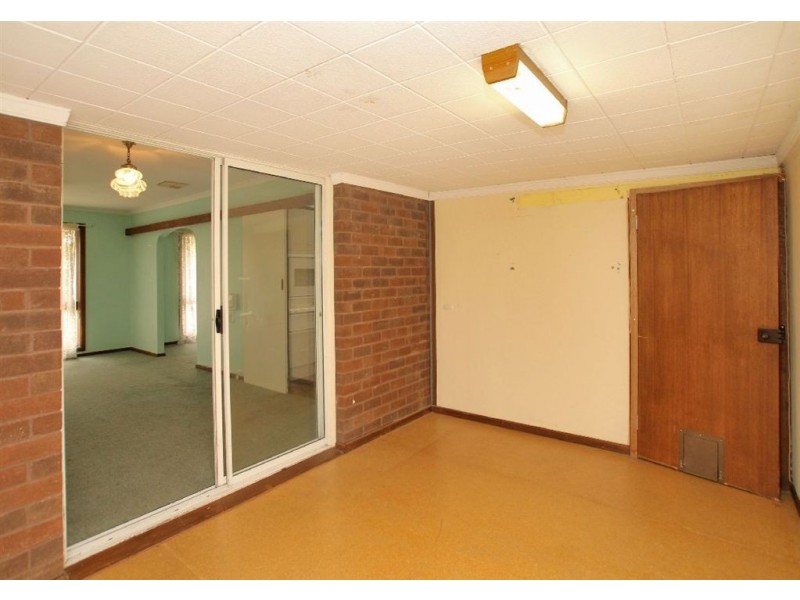 14 Manitoba Way, West Lakes SA 5021