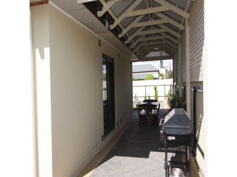 17 Levi Street, Birkenhead SA 5015