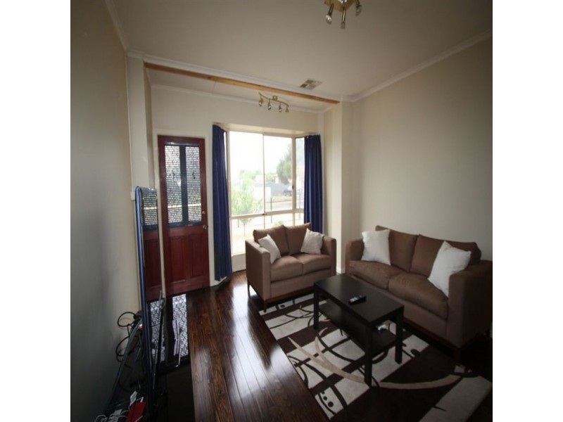 18 Echunga Street, Taperoo SA 5017