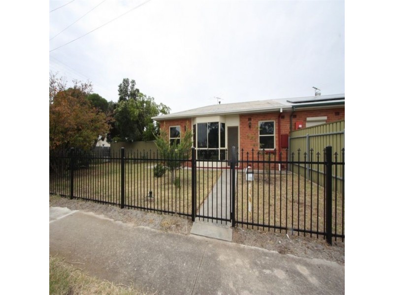 18 Echunga Street, Taperoo SA 5017