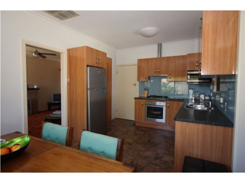 164 Railway Terrace, Taperoo SA 5017