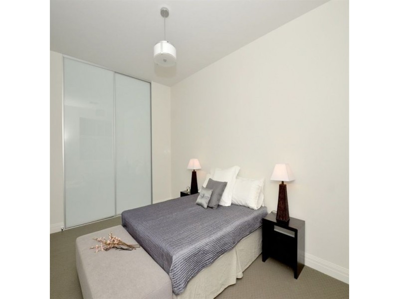 18 Seaview Road, Tennyson SA 5022