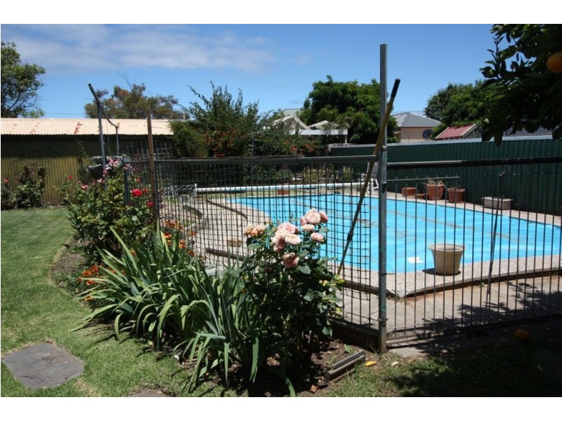 15 Glenlossie Street, Woodville South SA 5011