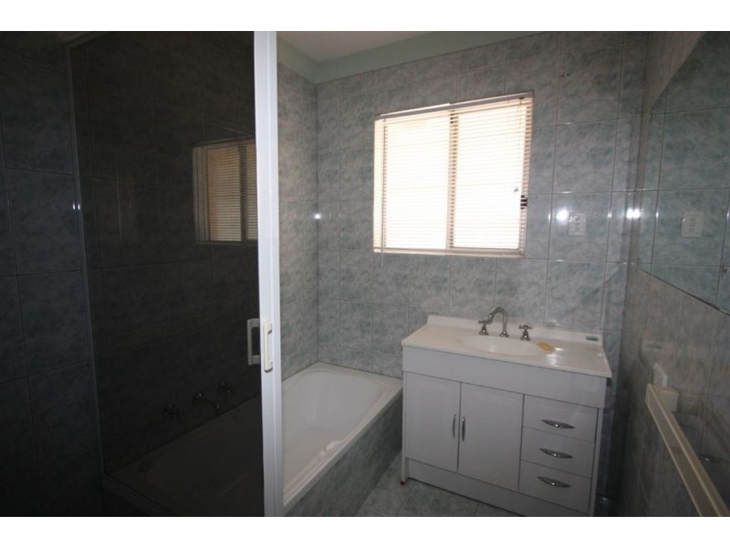 12 Sir Ewen Waterman Avenue, North Haven SA 5018
