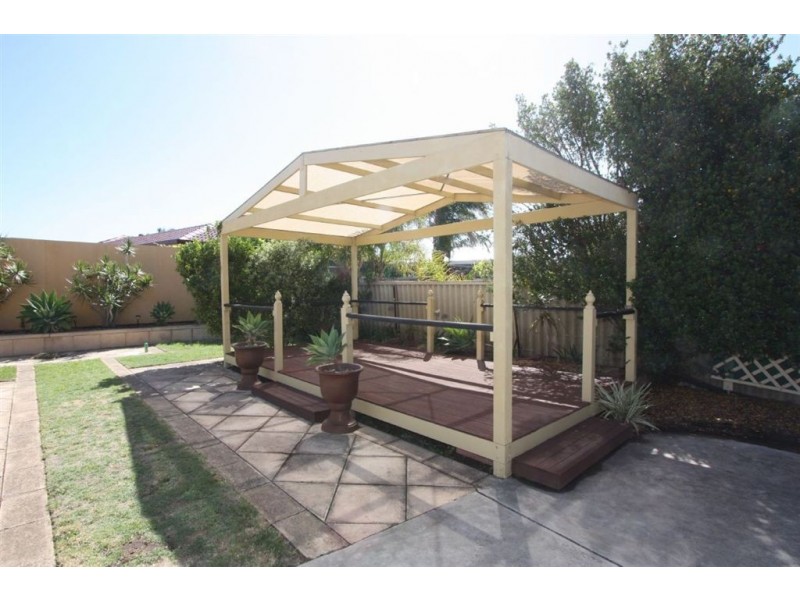 12 Sir Ewen Waterman Avenue, North Haven SA 5018