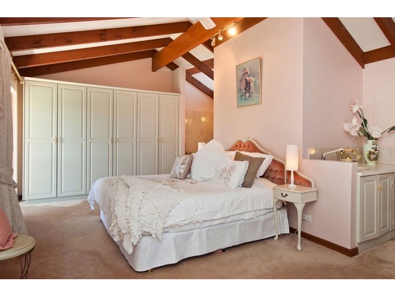 54 Martin Court, West Lakes SA 5021