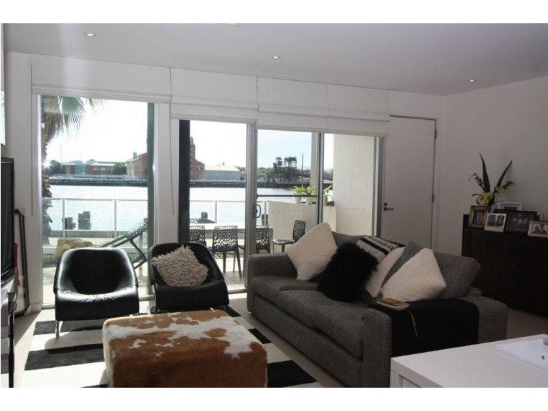 27 Karka Cove, New Port SA 5015