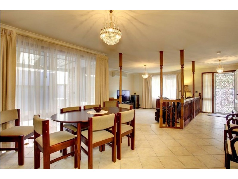 24 Beach Street, Grange SA 5022