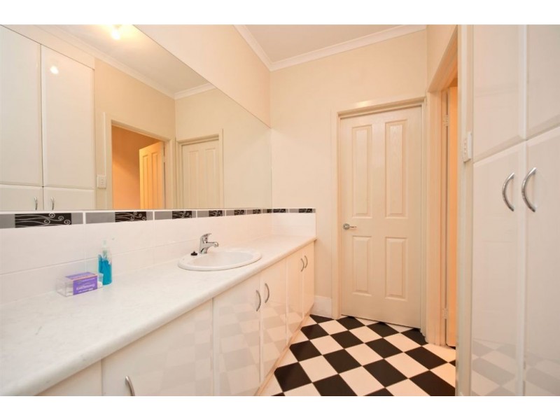19 Waite Street, Ethelton SA 5015