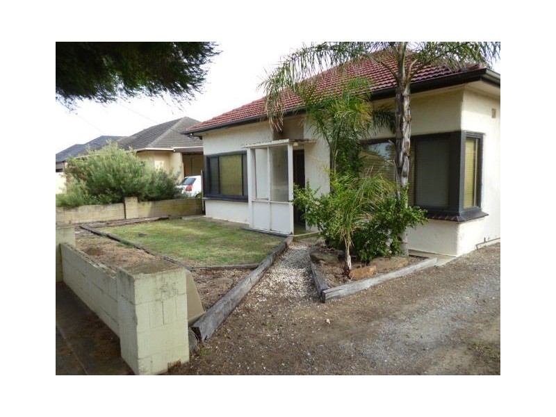 15 Fifth Avenue, Semaphore Park SA 5019