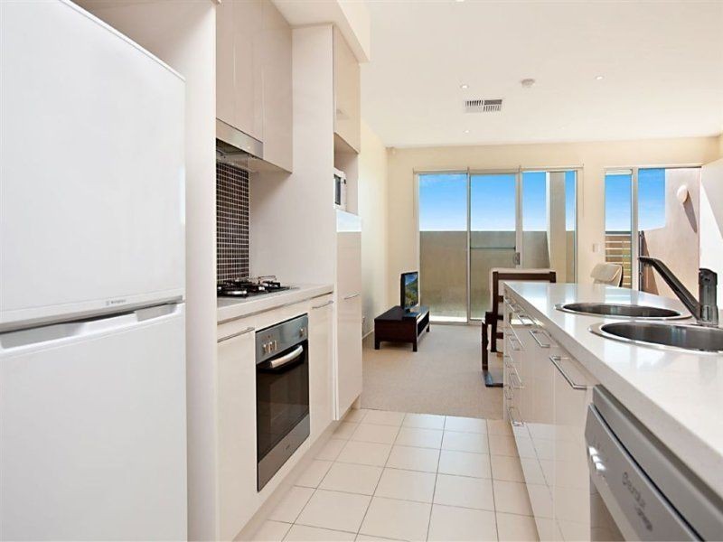 6 Karka Cove, New Port SA 5015